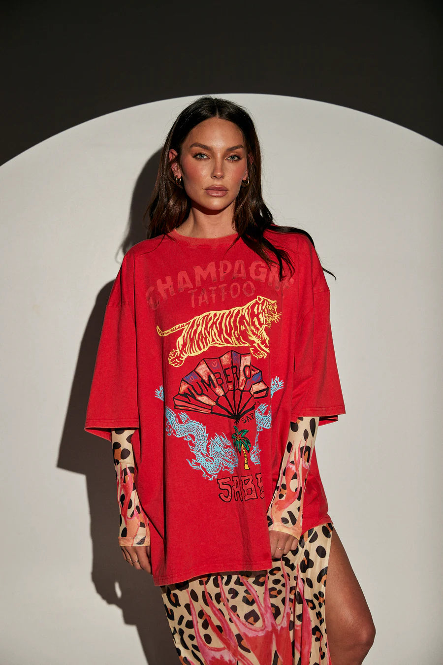 SABBI - The Very Oversized Champagne Tattoo Tee - Red