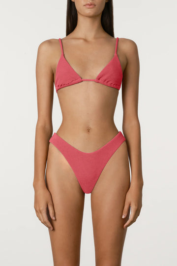 Zulu and Zephyr - Curve Brief - Waffle Berry