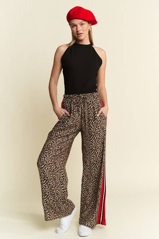 LEOPARD CONTRAST TROUSER RED PANEL
