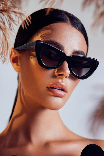 Valley Eyewear - Lafayette - Gloss Black w. Gold Metal / Black Gradient Lens